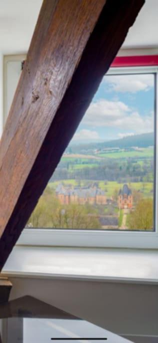 Panorama Sur Le Chateau De Carrouges Apartment Luaran gambar